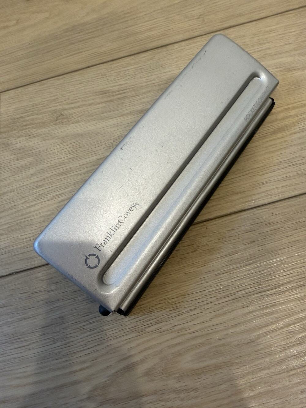 POCKET & COMPACT 6 HOLE PUNCH Franklin Covey SILVER Metal Paper Punch